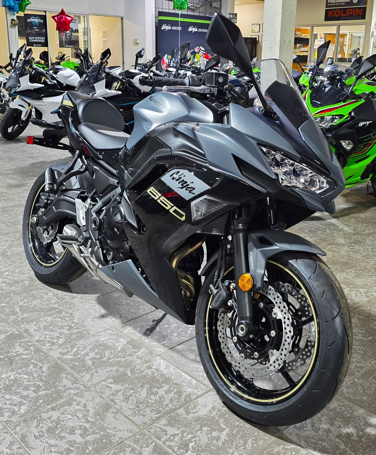 2024 Kawasaki Ninja 650 ABS in Salinas, California - Photo 5