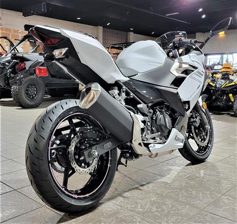 2023 Kawasaki Ninja 400 ABS in Salinas, California - Photo 9