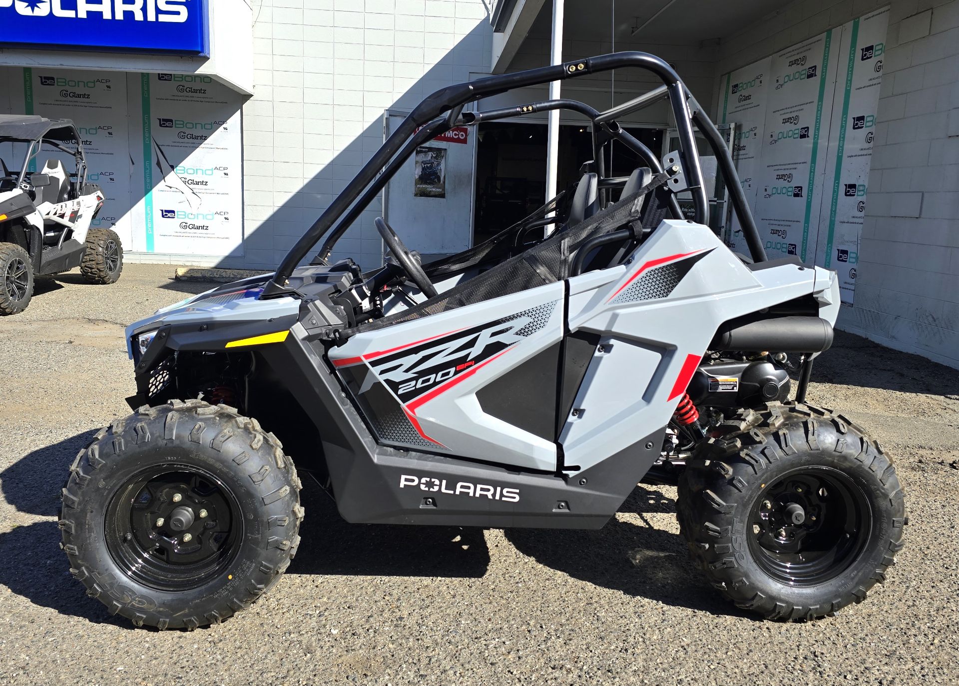 2024 Polaris RZR 200 EFI in Salinas, California - Photo 3