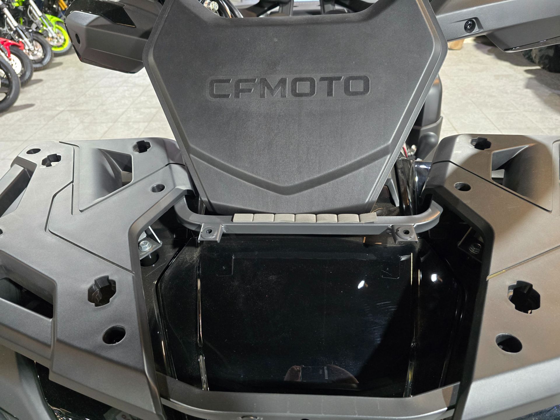 2024 CFMOTO CForce 600 Touring in Salinas, California - Photo 15