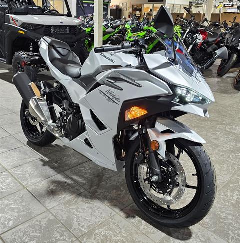 2024 Kawasaki Ninja 500 ABS in Salinas, California - Photo 4