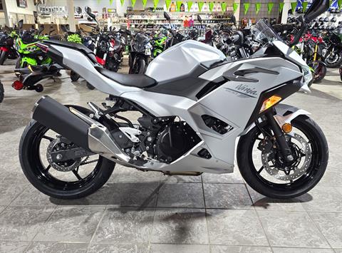 2024 Kawasaki Ninja 500 ABS in Salinas, California - Photo 4