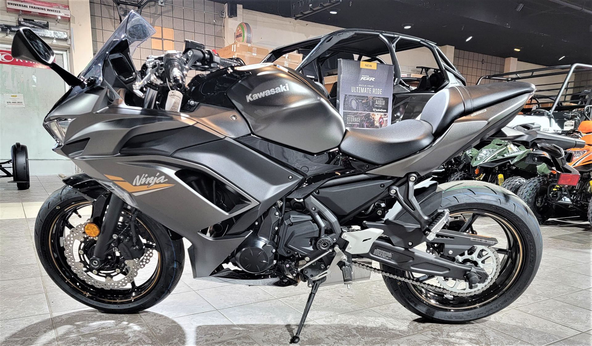 2023 Kawasaki Ninja 650 in Salinas, California - Photo 3