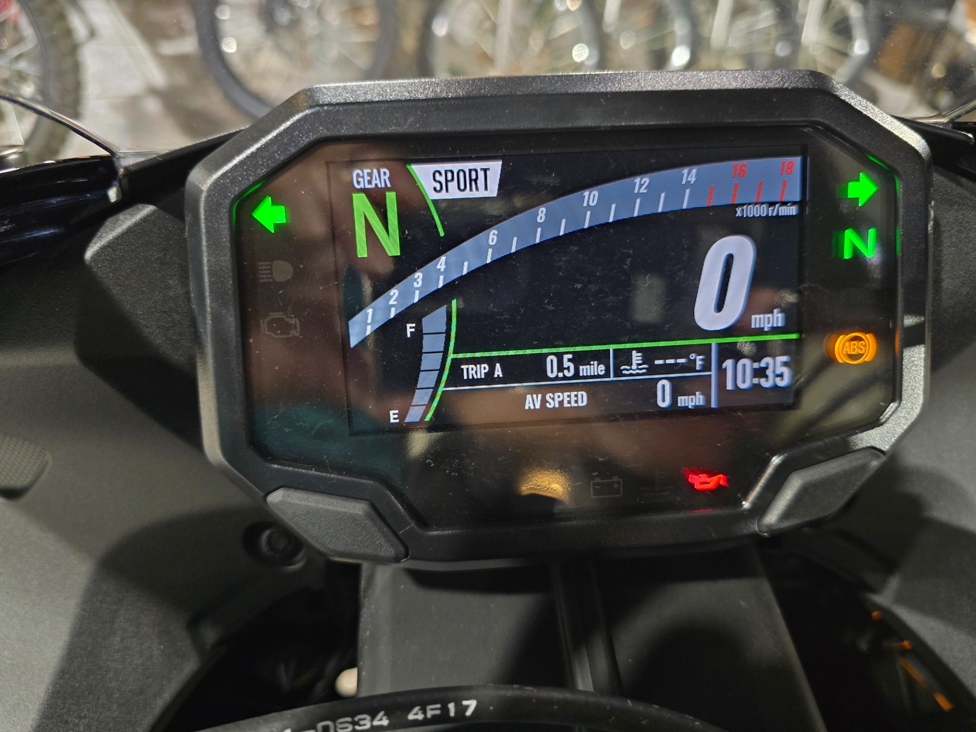 2025 Kawasaki Ninja ZX-6R KRT Edition ABS in Salinas, California - Photo 2