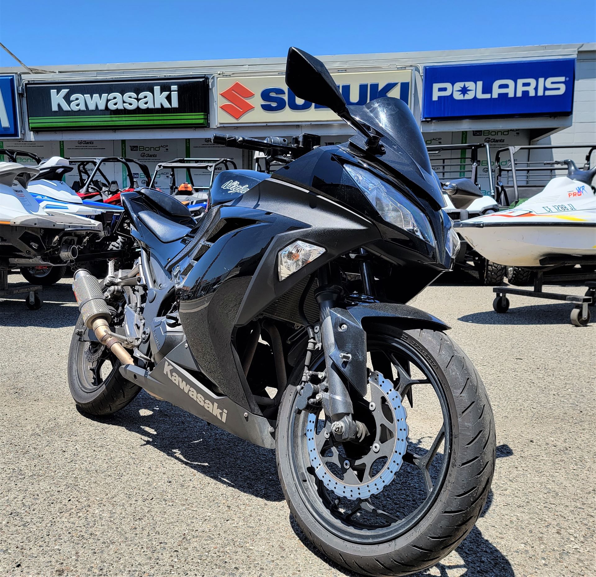 2014 Kawasaki Ninja® 300 in Salinas, California - Photo 4