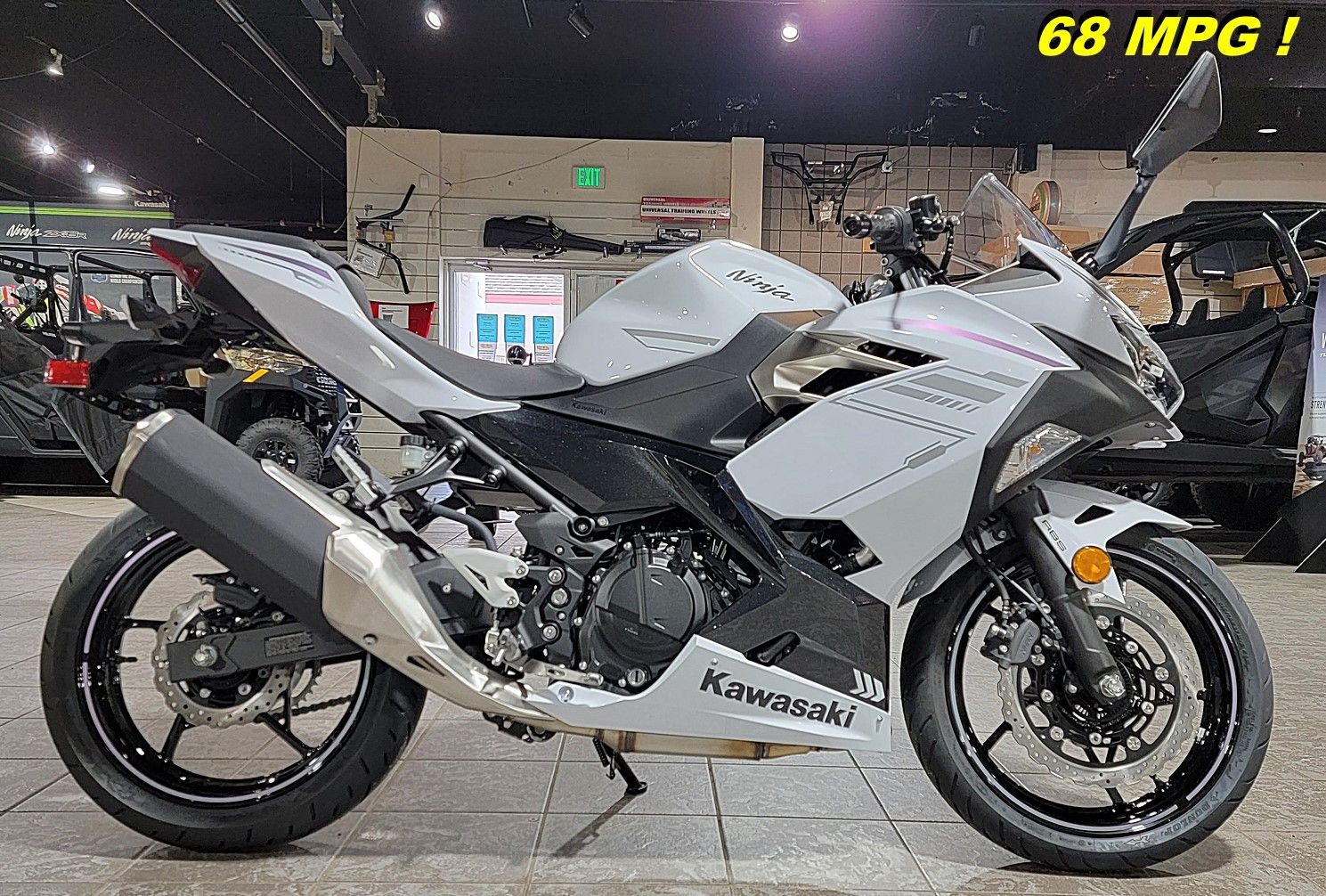 2023 Kawasaki Ninja 400 in Salinas, California - Photo 1