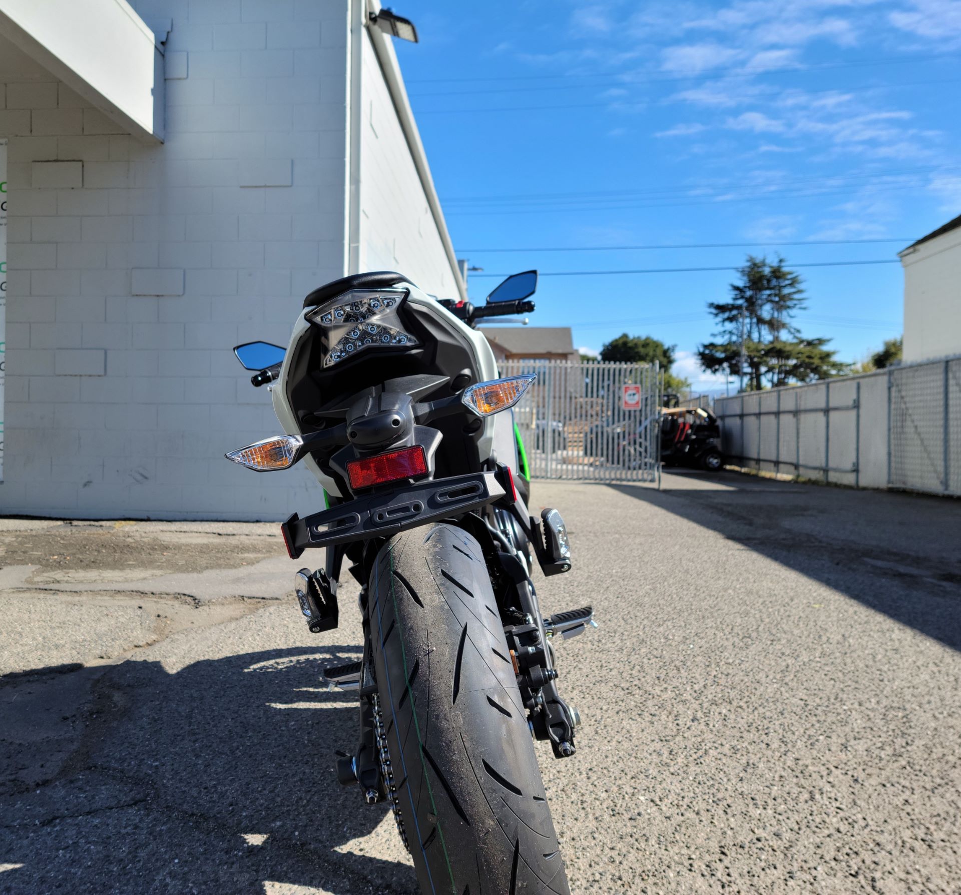 2022 Kawasaki Ninja 650 ABS in Salinas, California - Photo 12