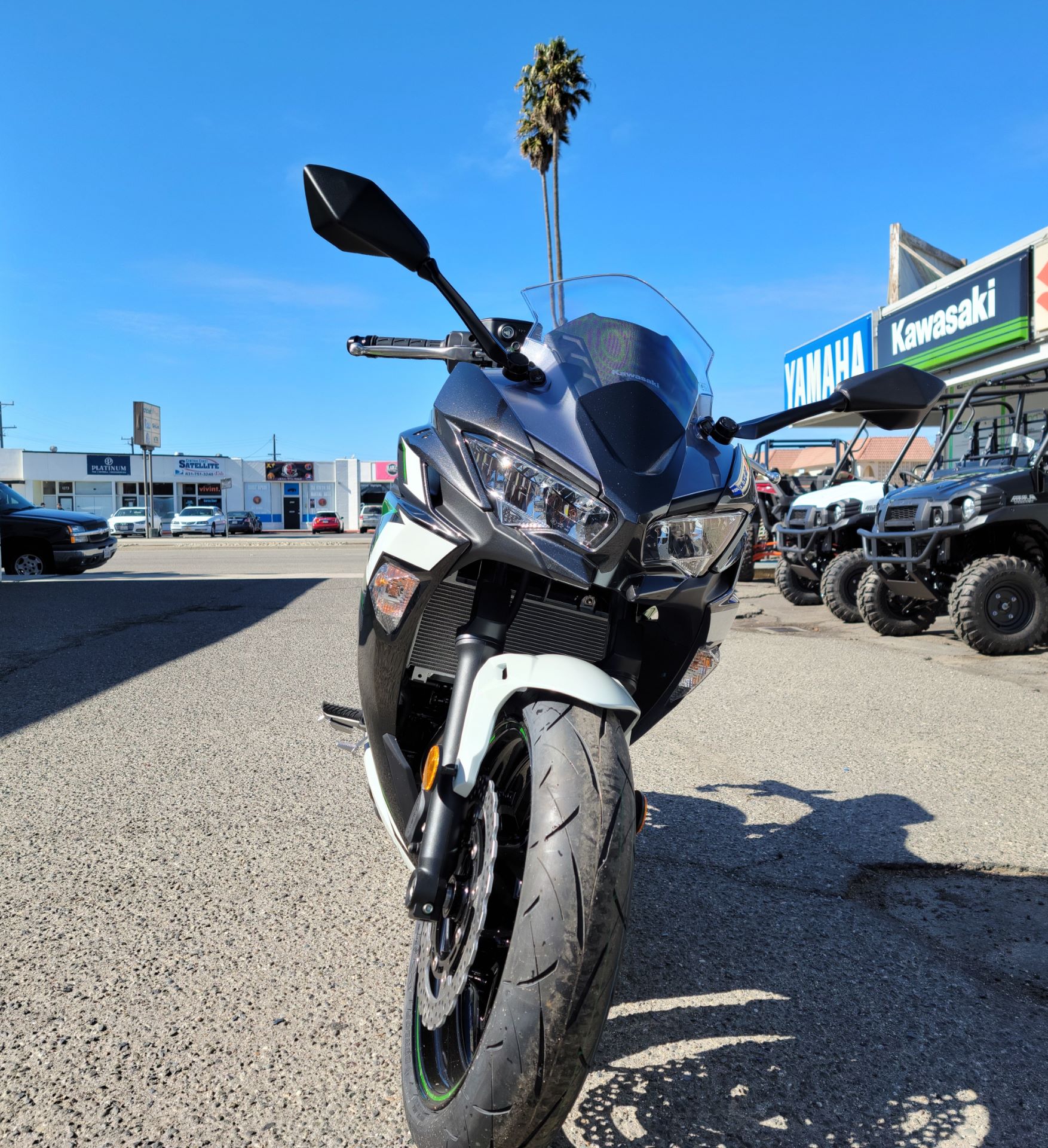 2022 Kawasaki Ninja 650 ABS in Salinas, California - Photo 5