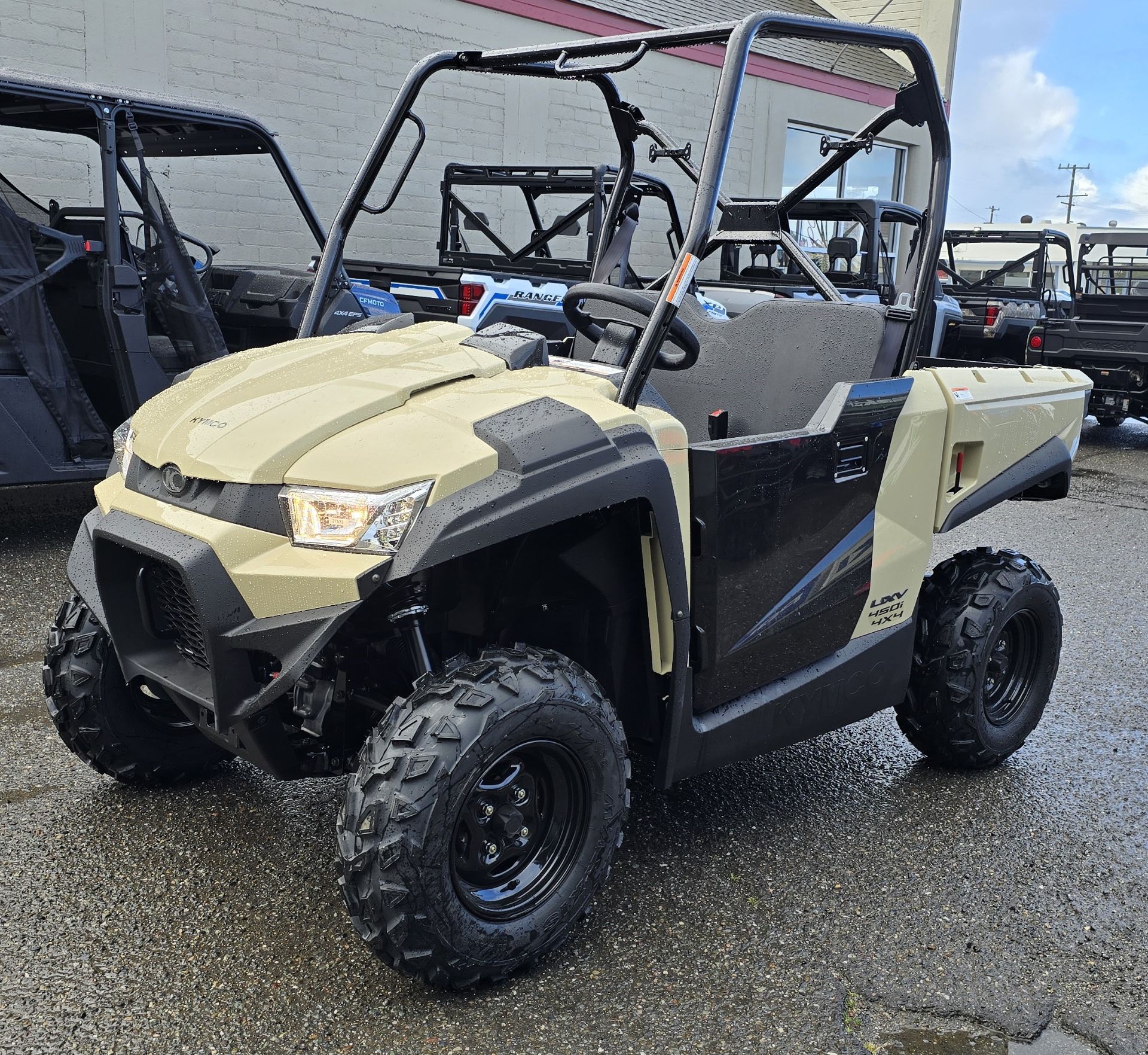 2023 Kymco UXV 450i in Salinas, California - Photo 7