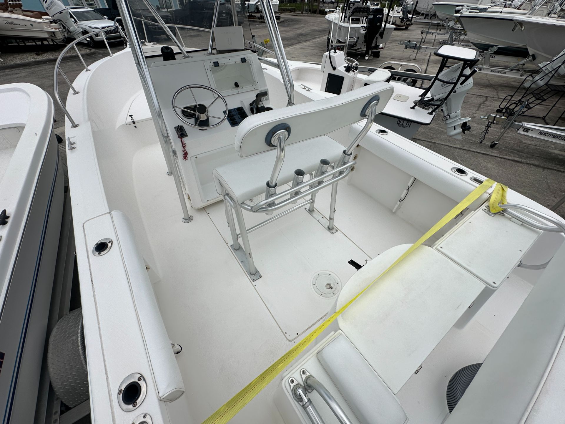 2001 Cobia 234 Center Console in Stuart, Florida - Photo 4