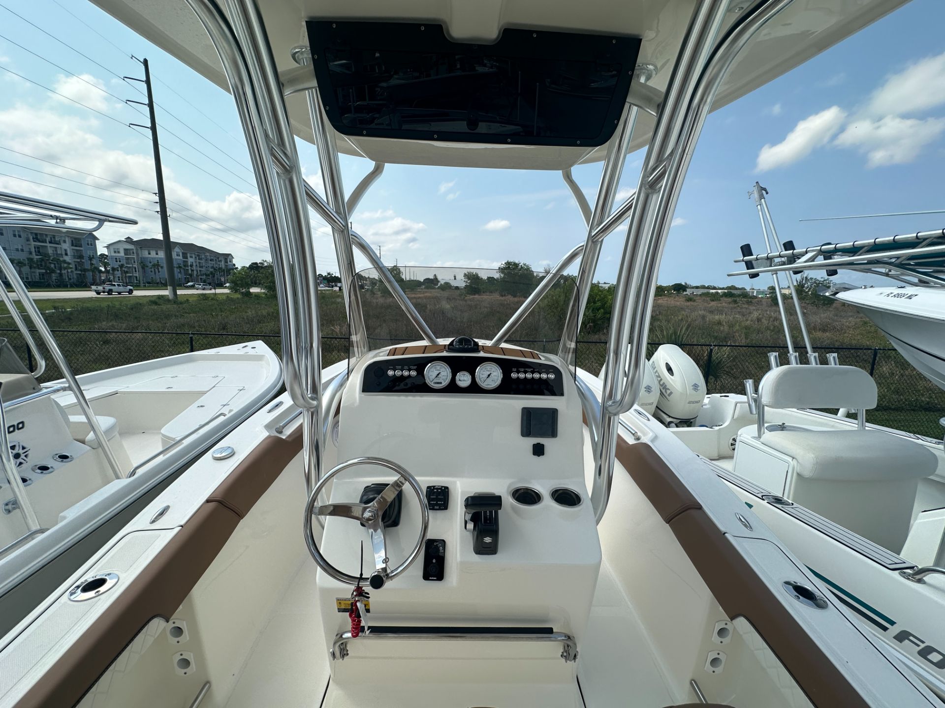 2024 Pioneer 202 Sportfish in Stuart, Florida - Photo 4