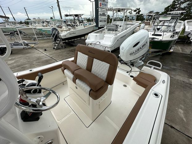 2024 Pioneer 202 Sportfish in Stuart, Florida - Photo 6