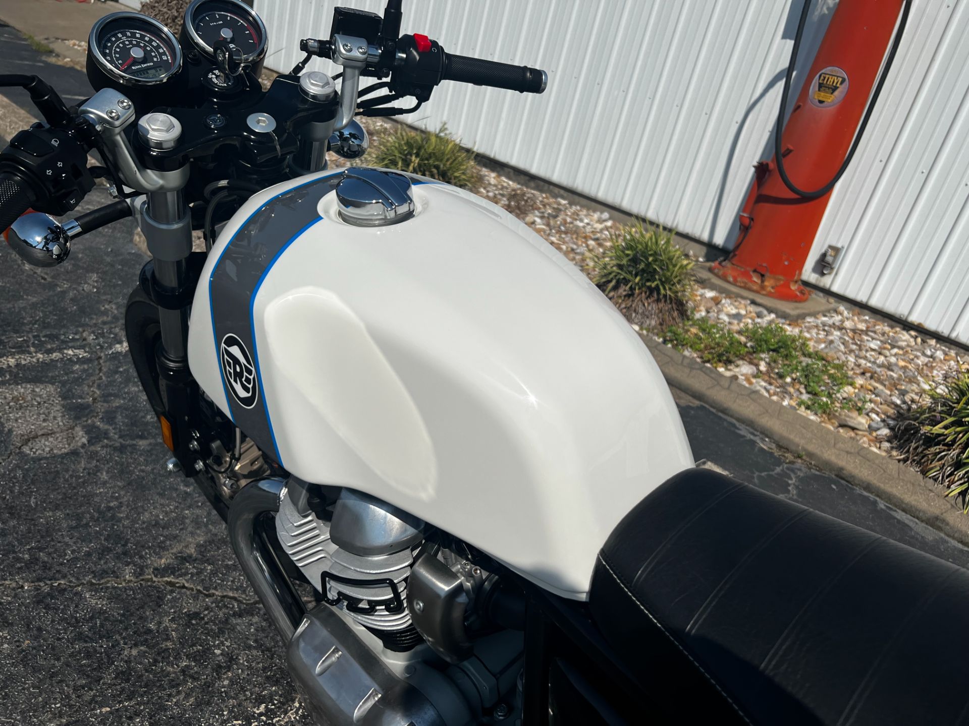2020 Royal Enfield INT650 in Greenbrier, Arkansas - Photo 8