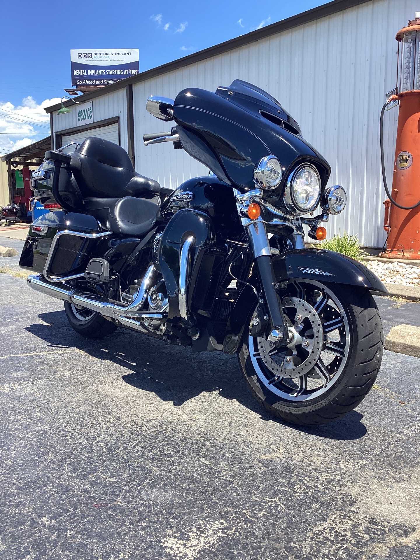 2019 Harley-Davidson Electra Glide® Ultra Classic® in Greenbrier, Arkansas - Photo 2