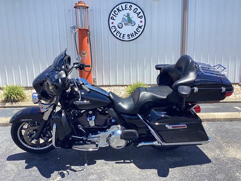 2019 Harley-Davidson Electra Glide® Ultra Classic® in Greenbrier, Arkansas - Photo 4