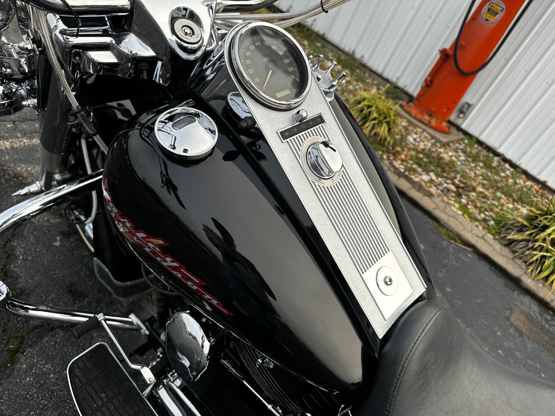 2004 Harley-Davidson FLHR/FLHRI Road King® in Greenbrier, Arkansas - Photo 8