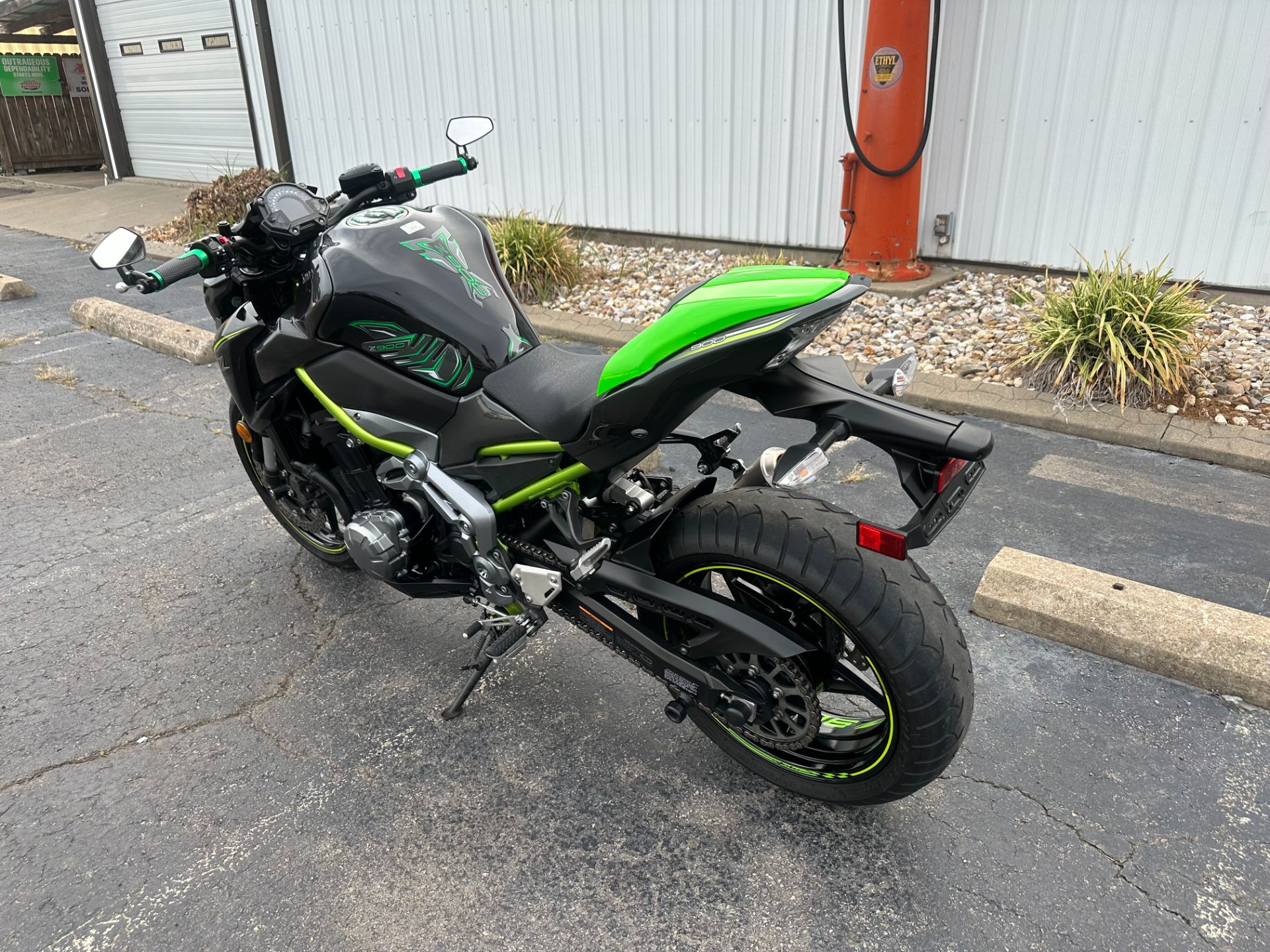 2017 Kawasaki Z900 in Greenbrier, Arkansas - Photo 3