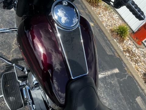 2005 Harley-Davidson FLHT/FLHTI Electra Glide® Standard in Greenbrier, Arkansas - Photo 8