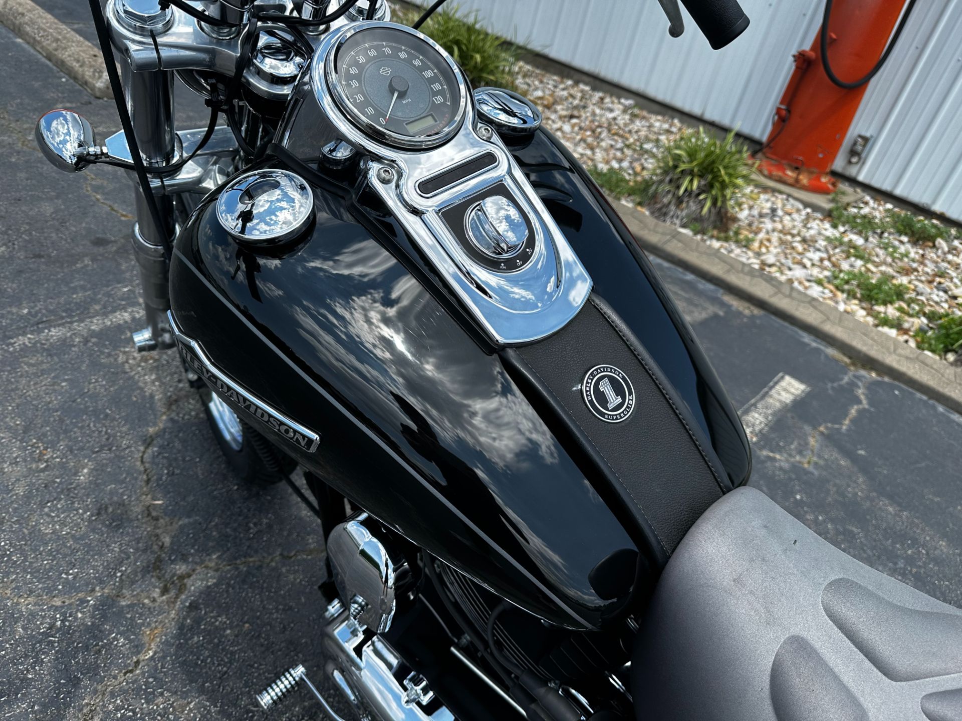 2012 Harley-Davidson Dyna® Super Glide® Custom in Greenbrier, Arkansas - Photo 8
