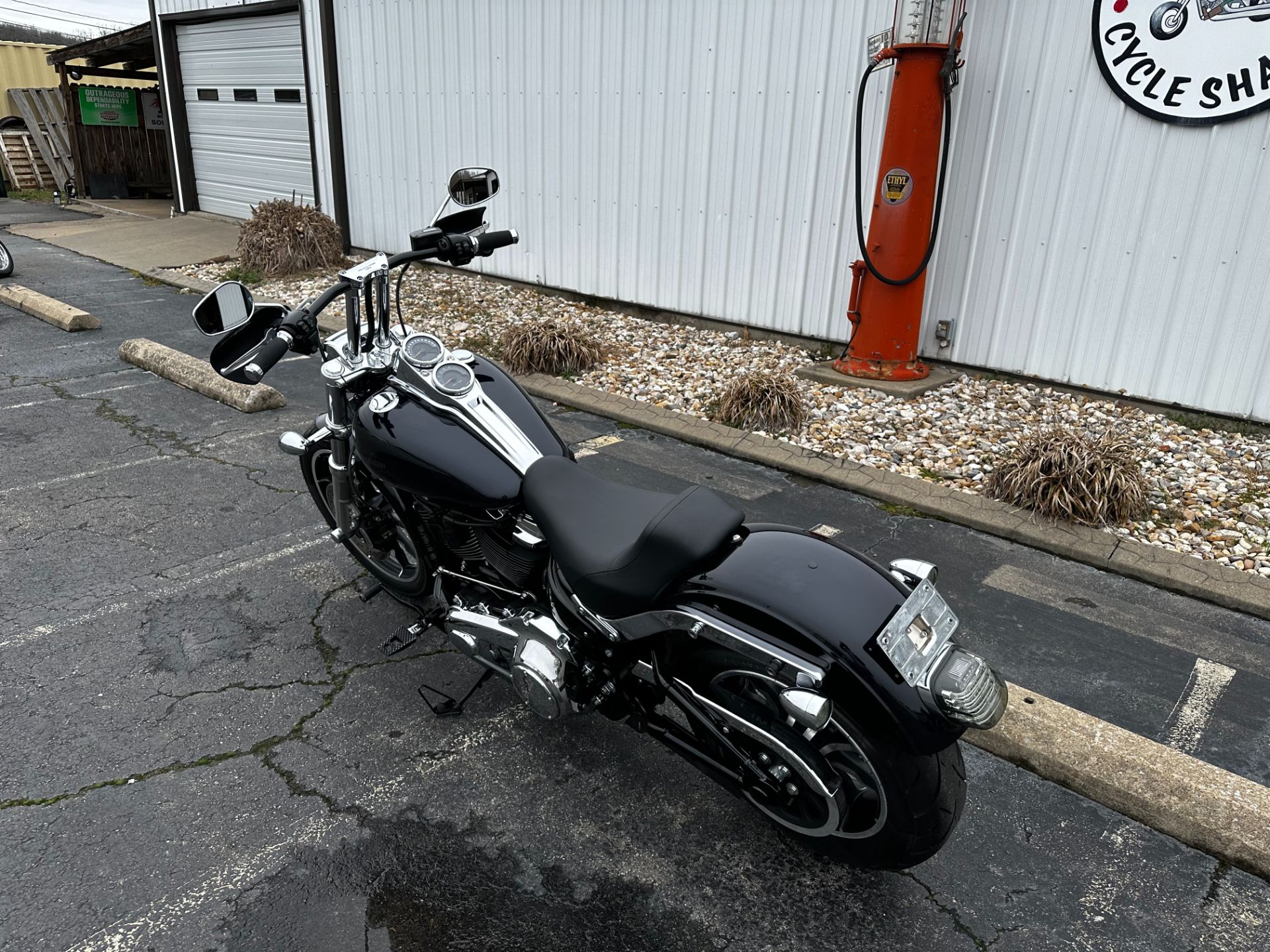 2019 Harley-Davidson Low Rider® in Greenbrier, Arkansas - Photo 2