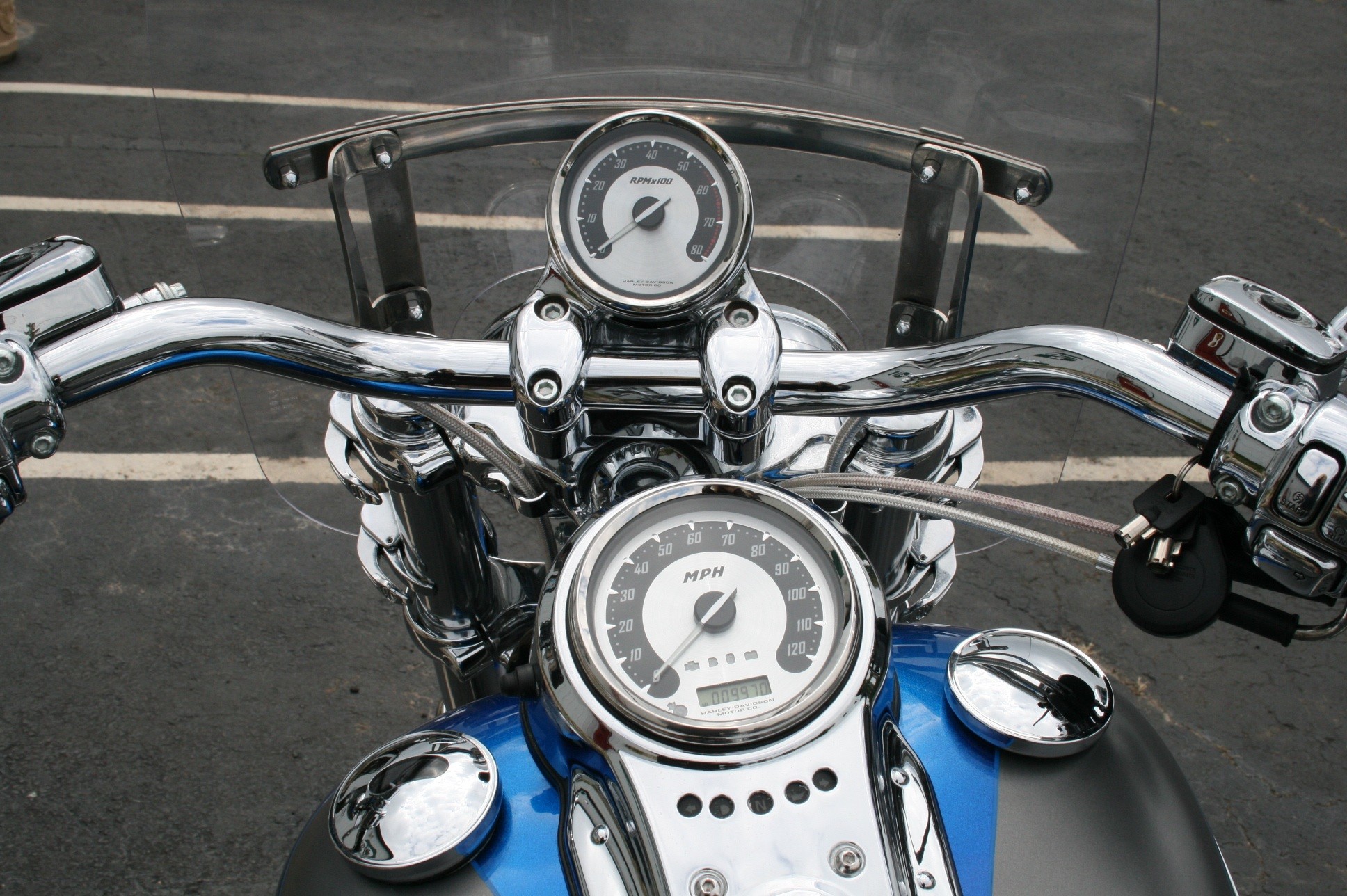 2009 Harley-Davidson CVO FAT BOB in Greenbrier, Arkansas - Photo 8