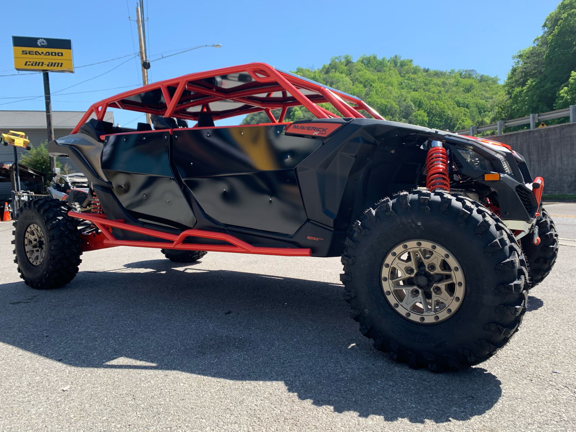 2022 Can-Am Maverick X3 Max X MR Turbo RR in Pikeville, Kentucky - Photo 7