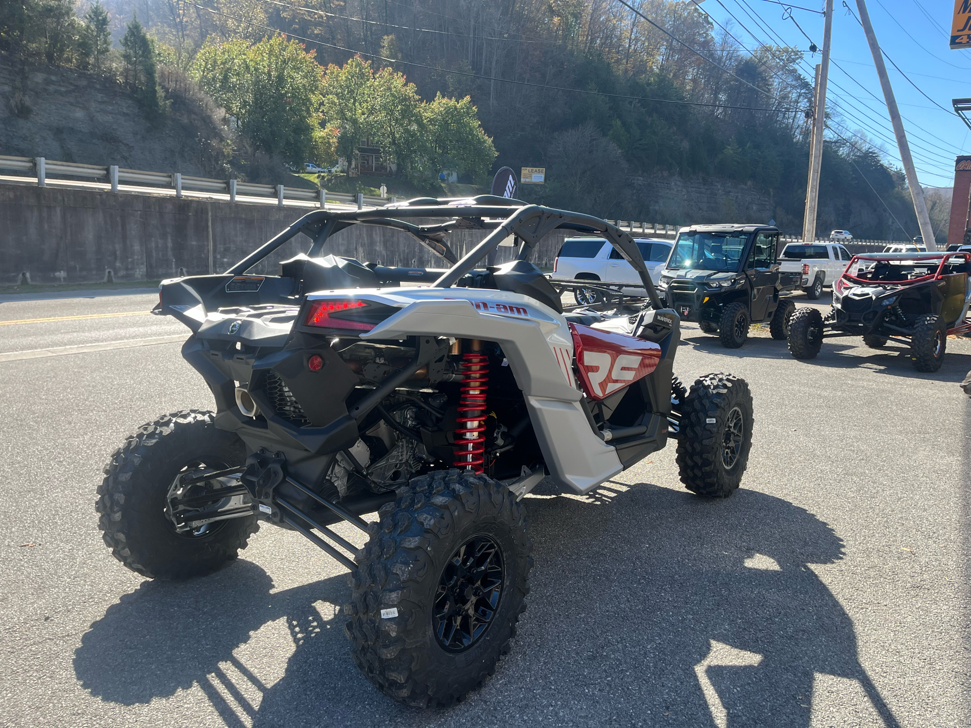 2024 Can-Am Maverick X3 RS Turbo RR in Pikeville, Kentucky - Photo 6
