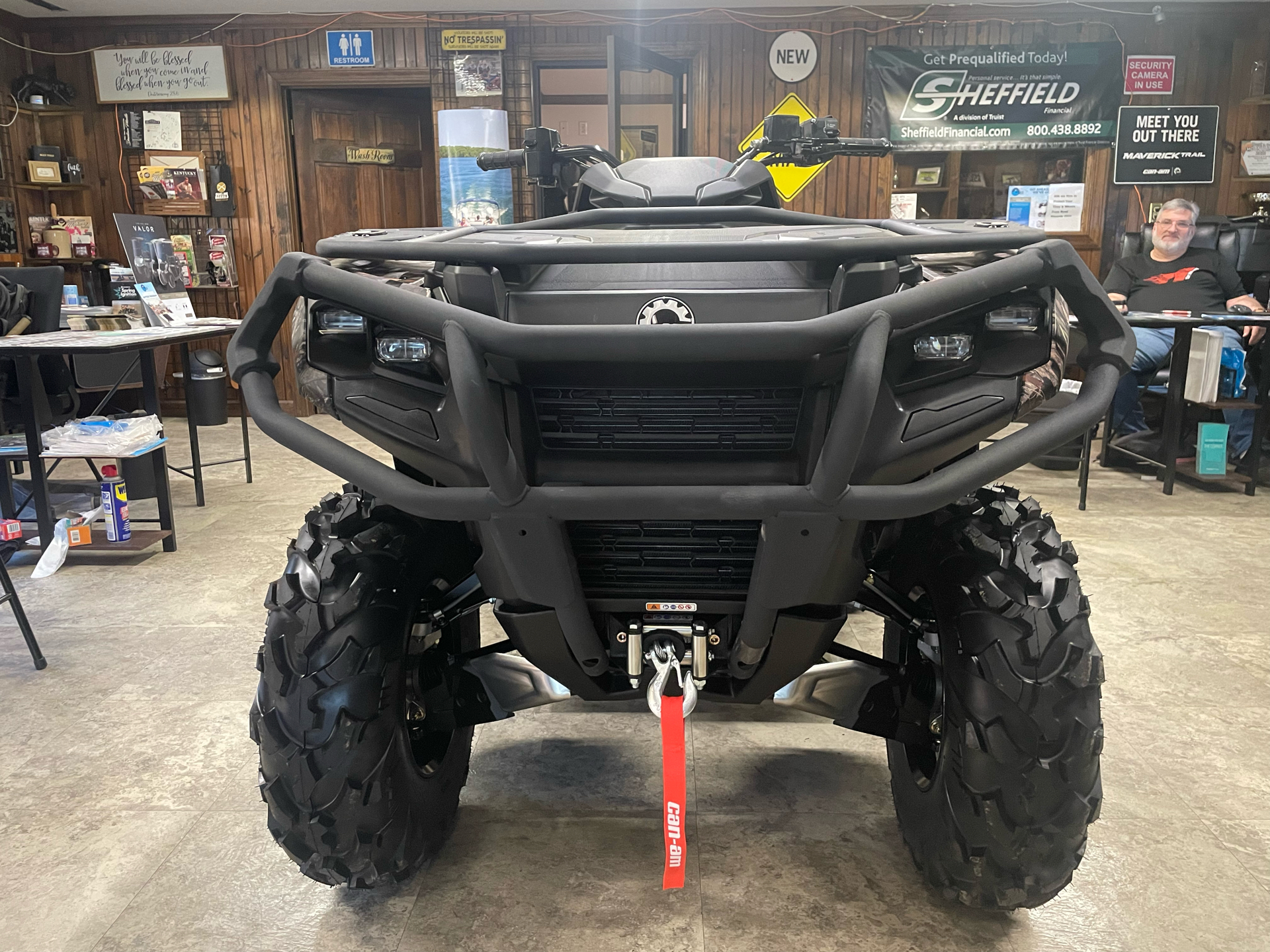 2024 Can-Am Outlander PRO Hunting Edition HD5 in Pikeville, Kentucky - Photo 3