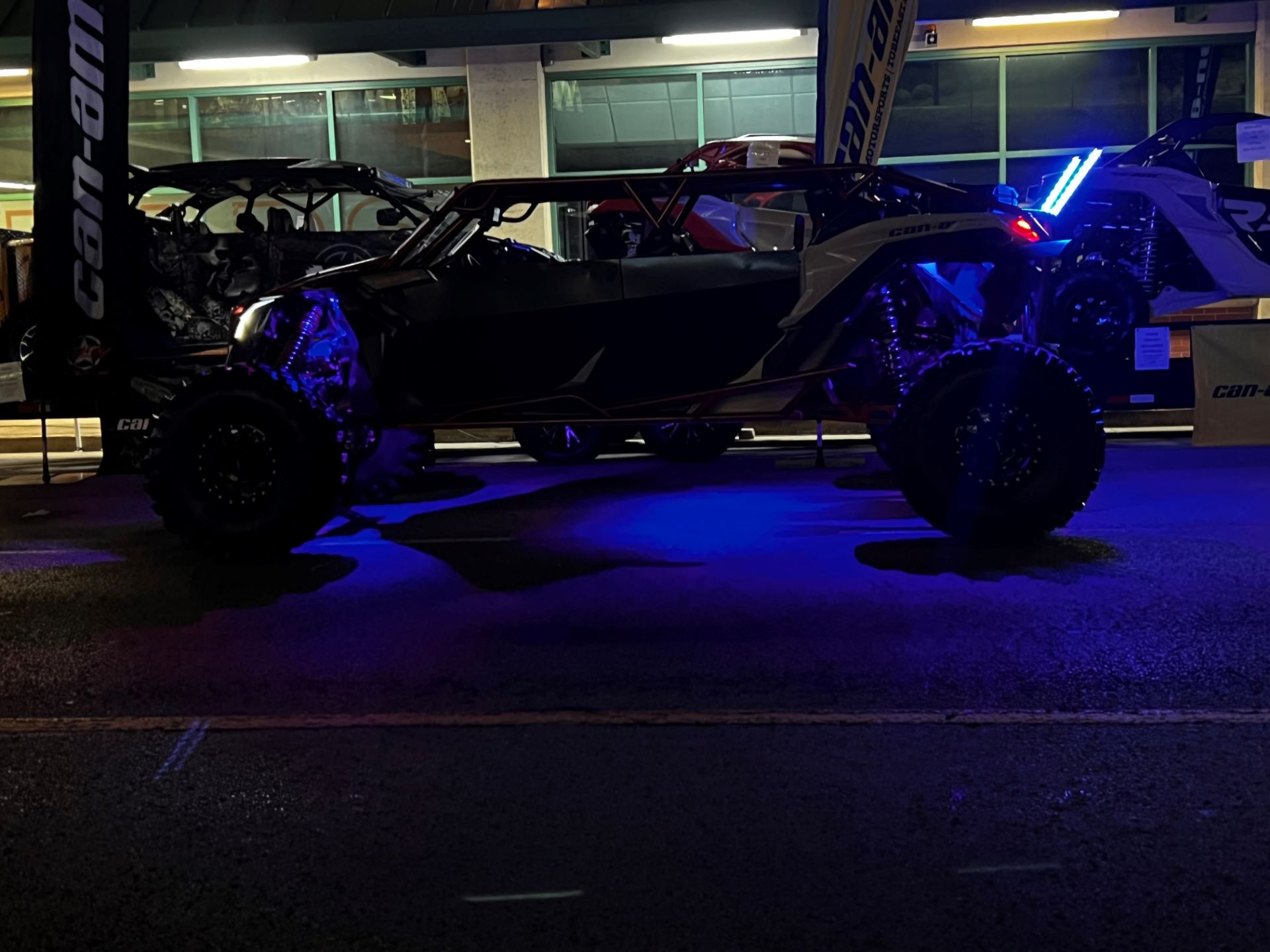 2021 Can-Am Maverick X3 MAX X RS Turbo RR with Smart-Shox in Pikeville, Kentucky - Photo 23