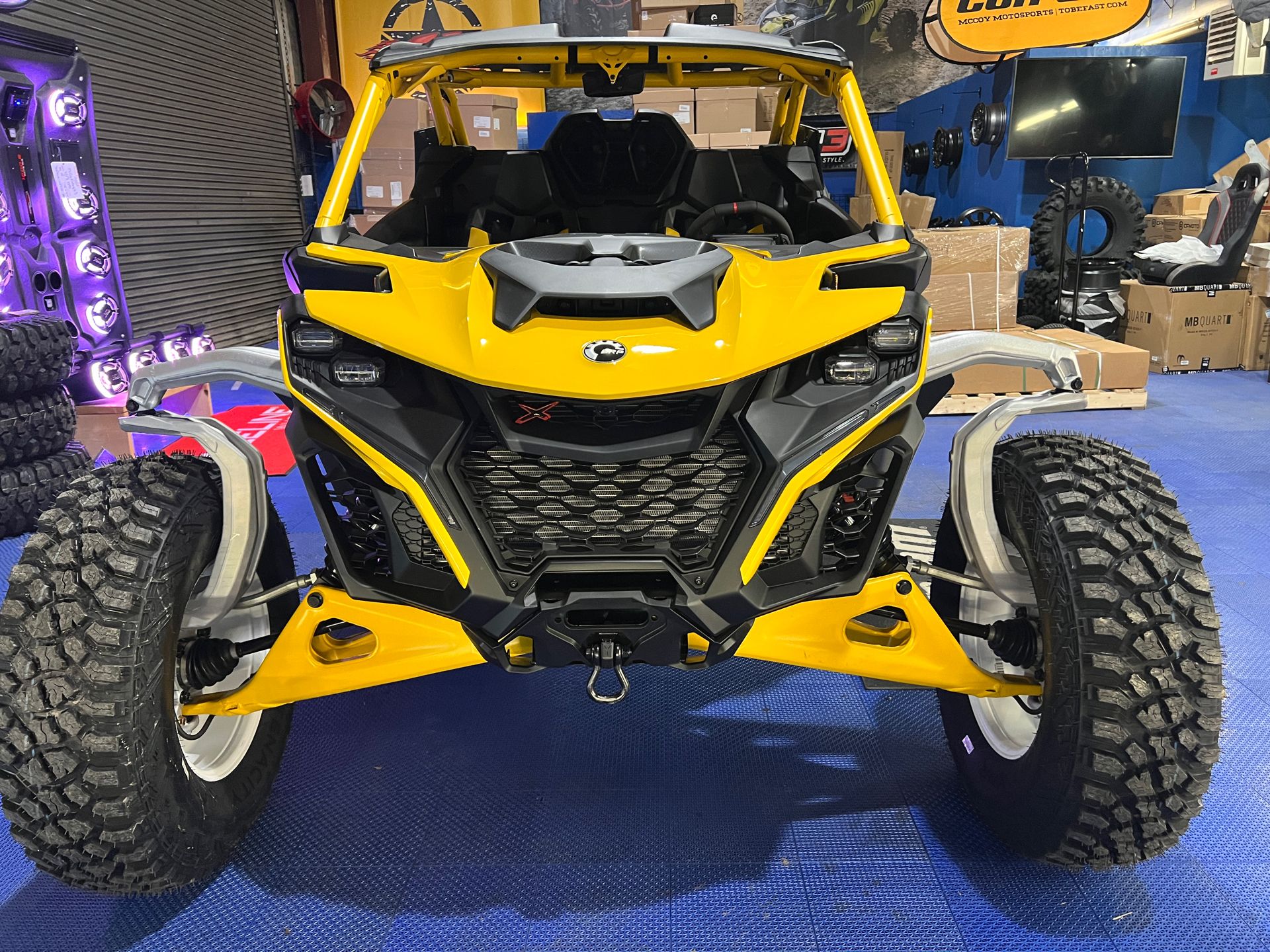 2024 Can-Am Maverick R X RS with Smart-Shox in Pikeville, Kentucky - Photo 4