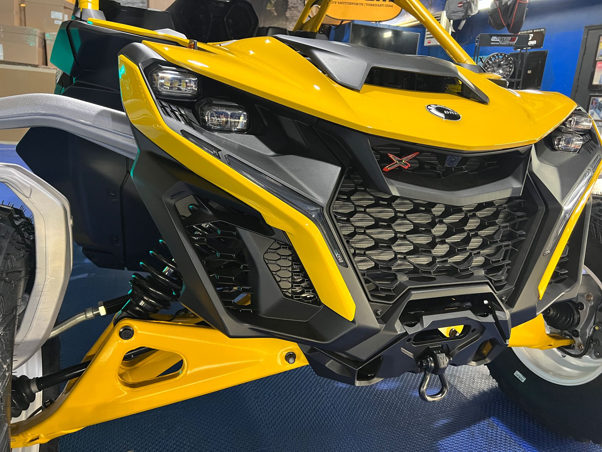 2024 Can-Am Maverick R X RS with Smart-Shox in Pikeville, Kentucky - Photo 13