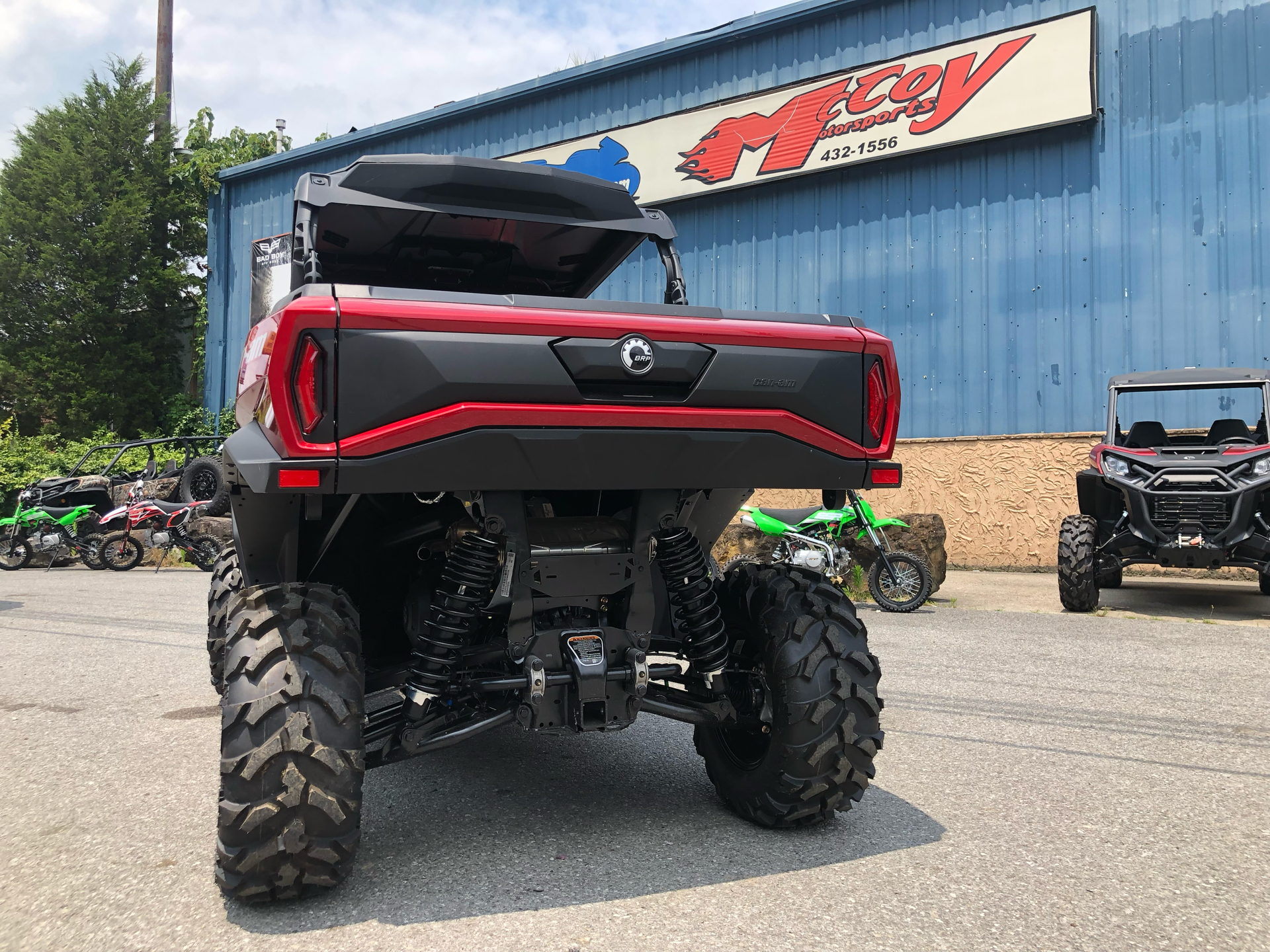 2024 Can-Am Commander XT 700 in Pikeville, Kentucky - Photo 5