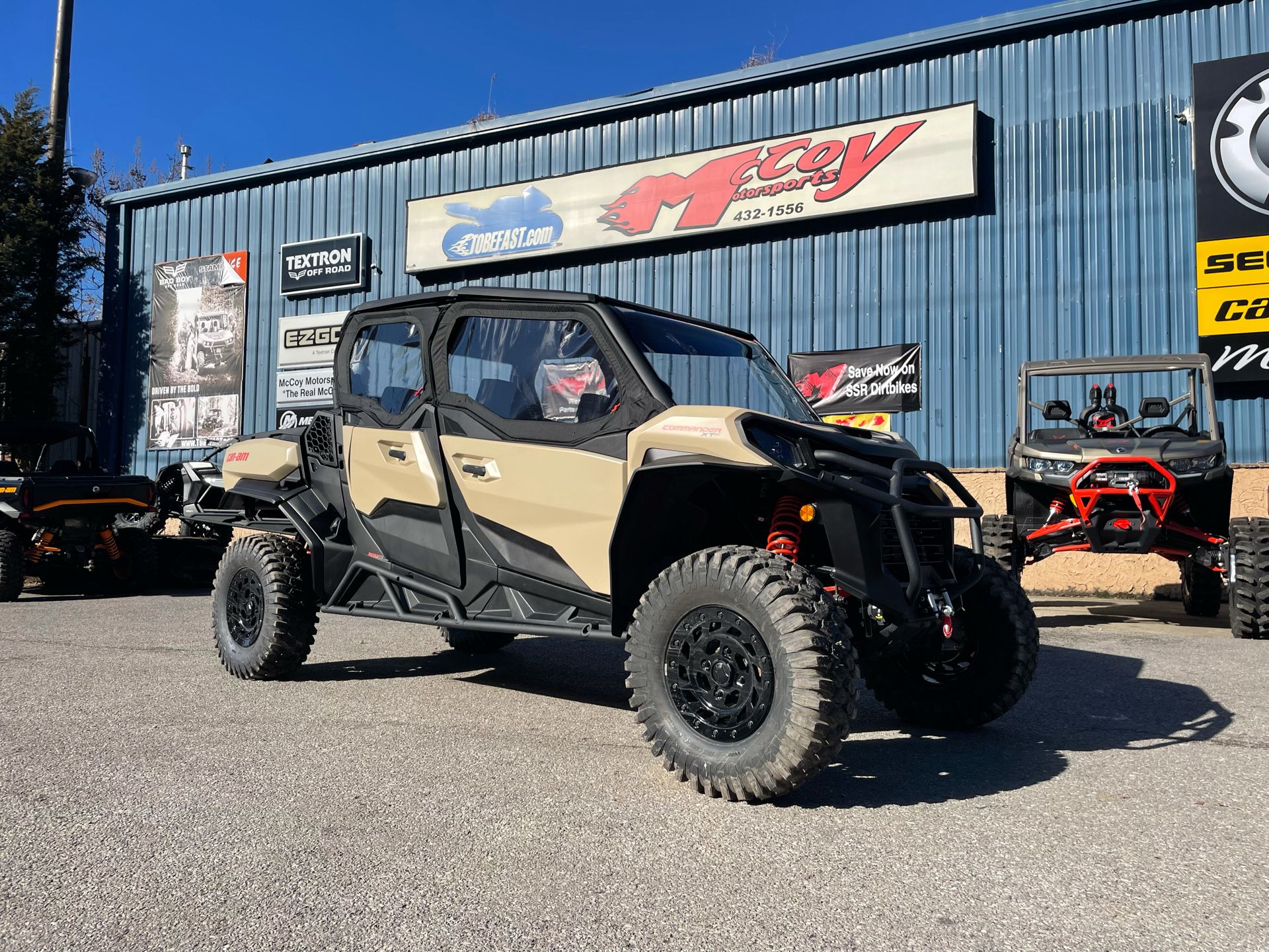 2023 Can-Am Commander MAX XT-P 1000R in Pikeville, Kentucky - Photo 1