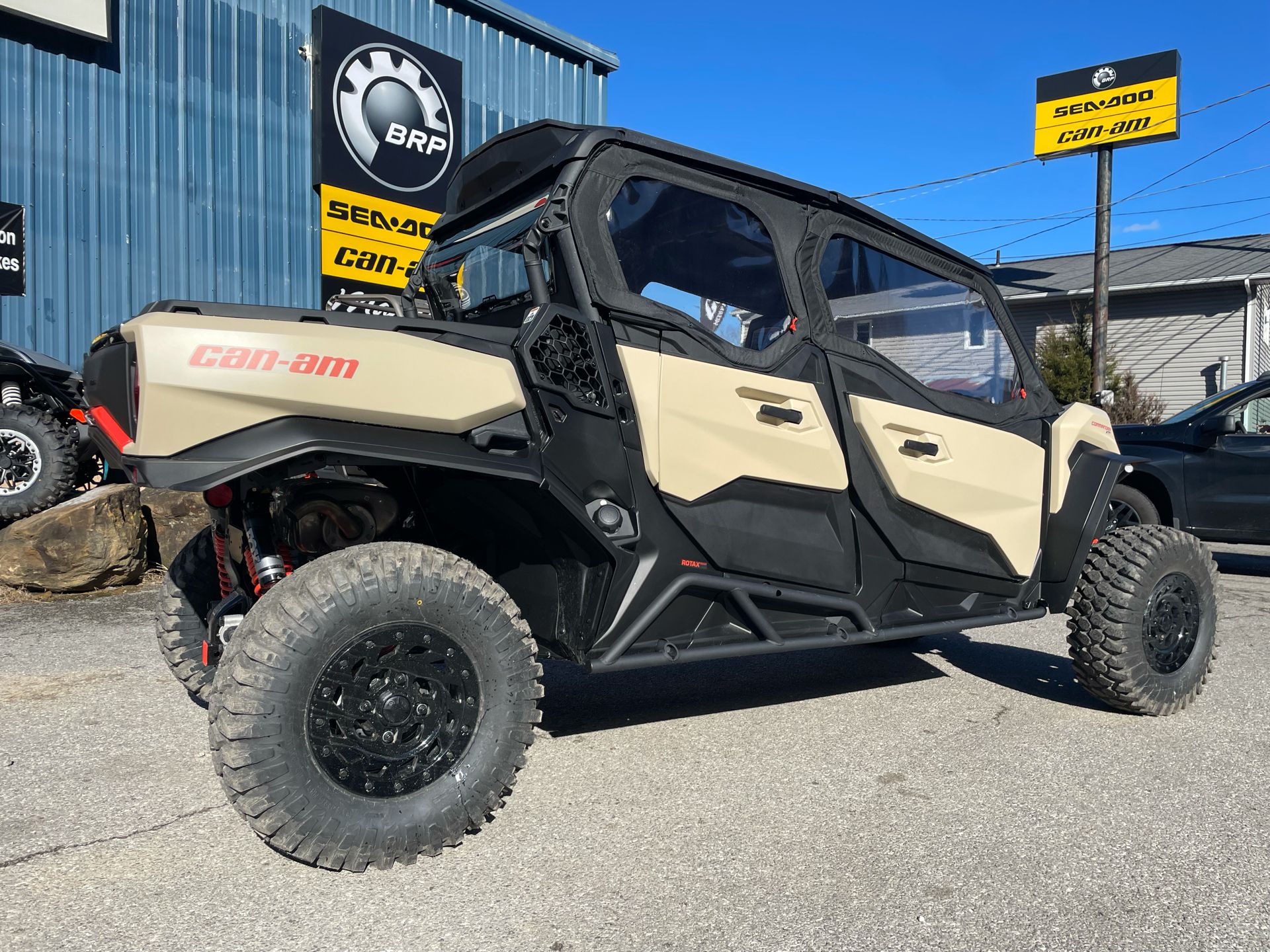 2023 Can-Am Commander MAX XT-P 1000R in Pikeville, Kentucky - Photo 4
