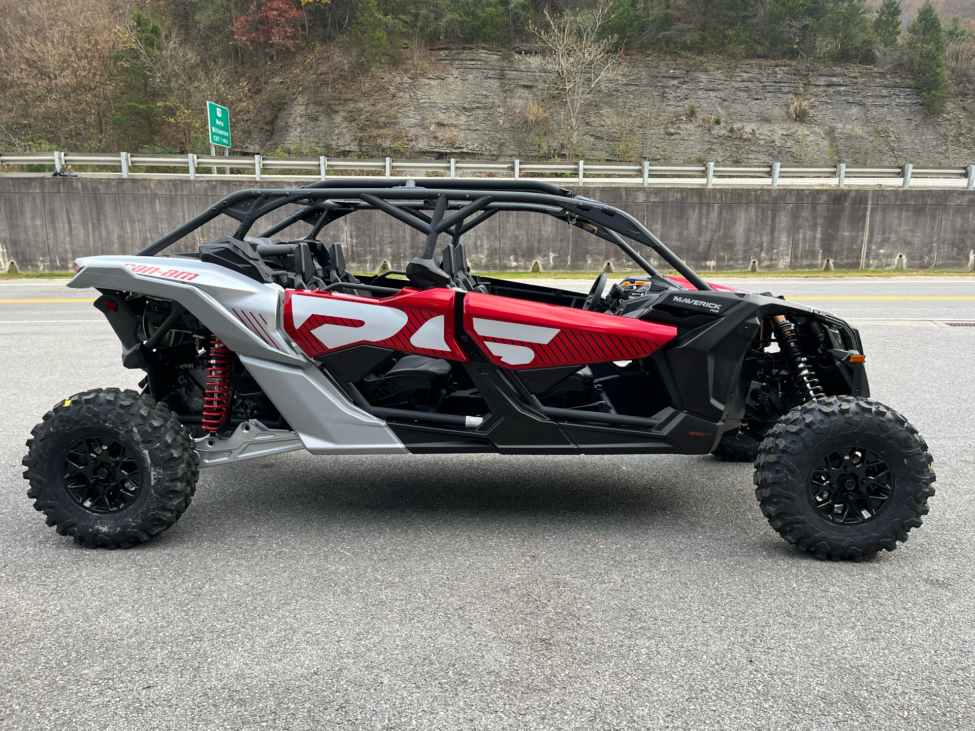 2024 Can-Am Maverick X3 Max RS Turbo in Pikeville, Kentucky - Photo 5