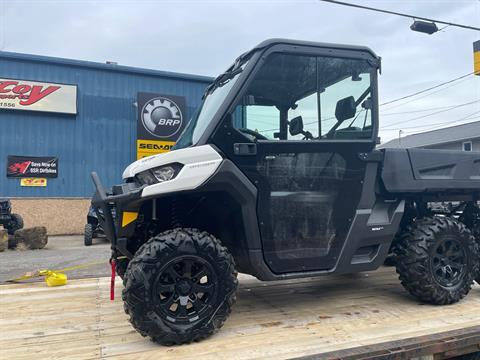 2022 Can-Am Defender 6x6 DPS HD10 in Pikeville, Kentucky - Photo 7