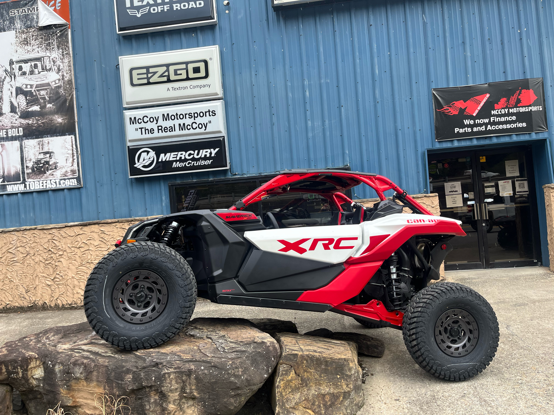 2024 Can-Am Maverick X3 X RC Turbo RR 72 in Pikeville, Kentucky - Photo 2