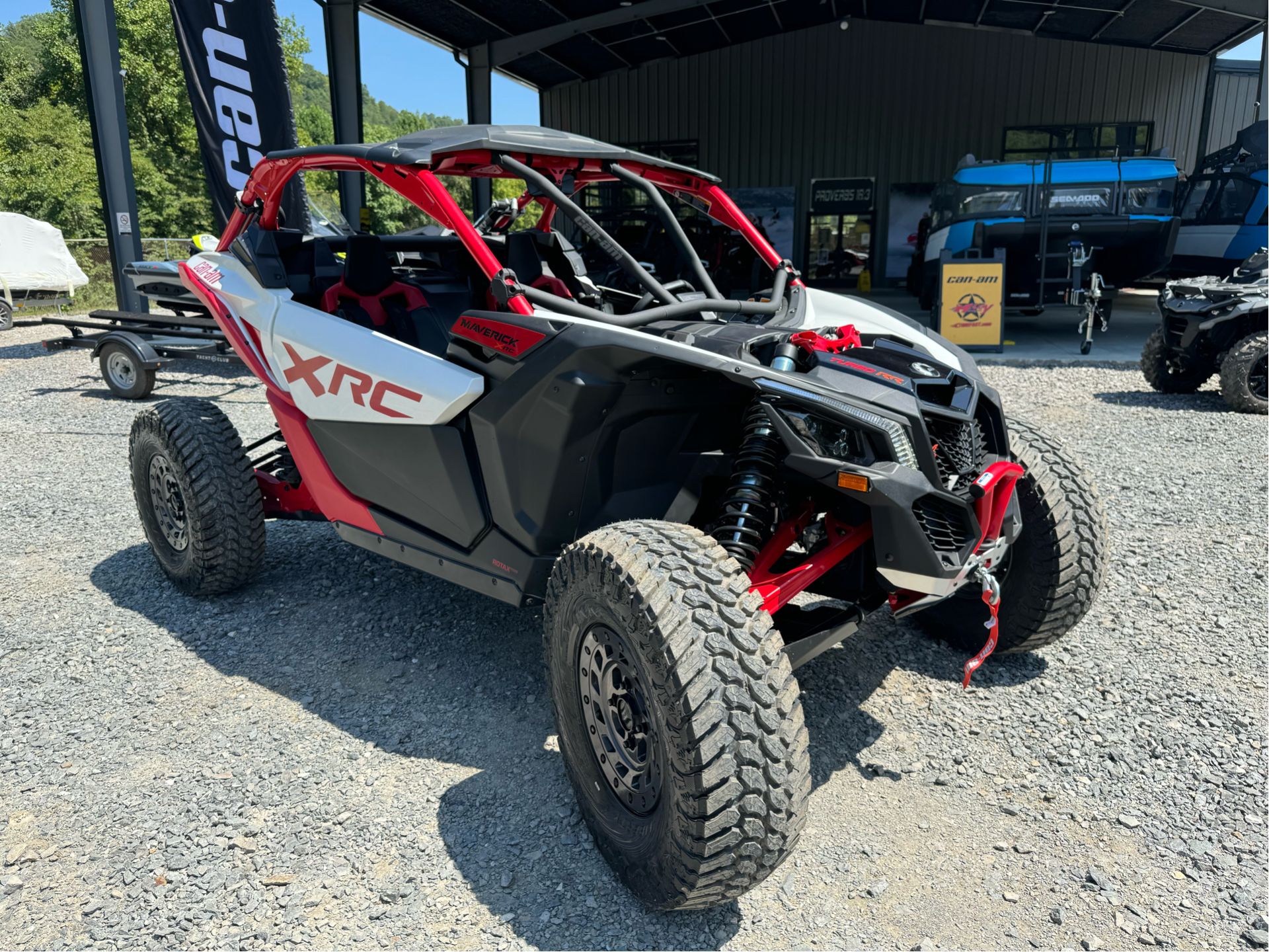 2025 Can-Am Maverick X3 X RC Turbo RR 72 in Pikeville, Kentucky - Photo 2