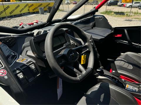 2025 Can-Am Maverick X3 X RC Turbo RR 72 in Pikeville, Kentucky - Photo 11