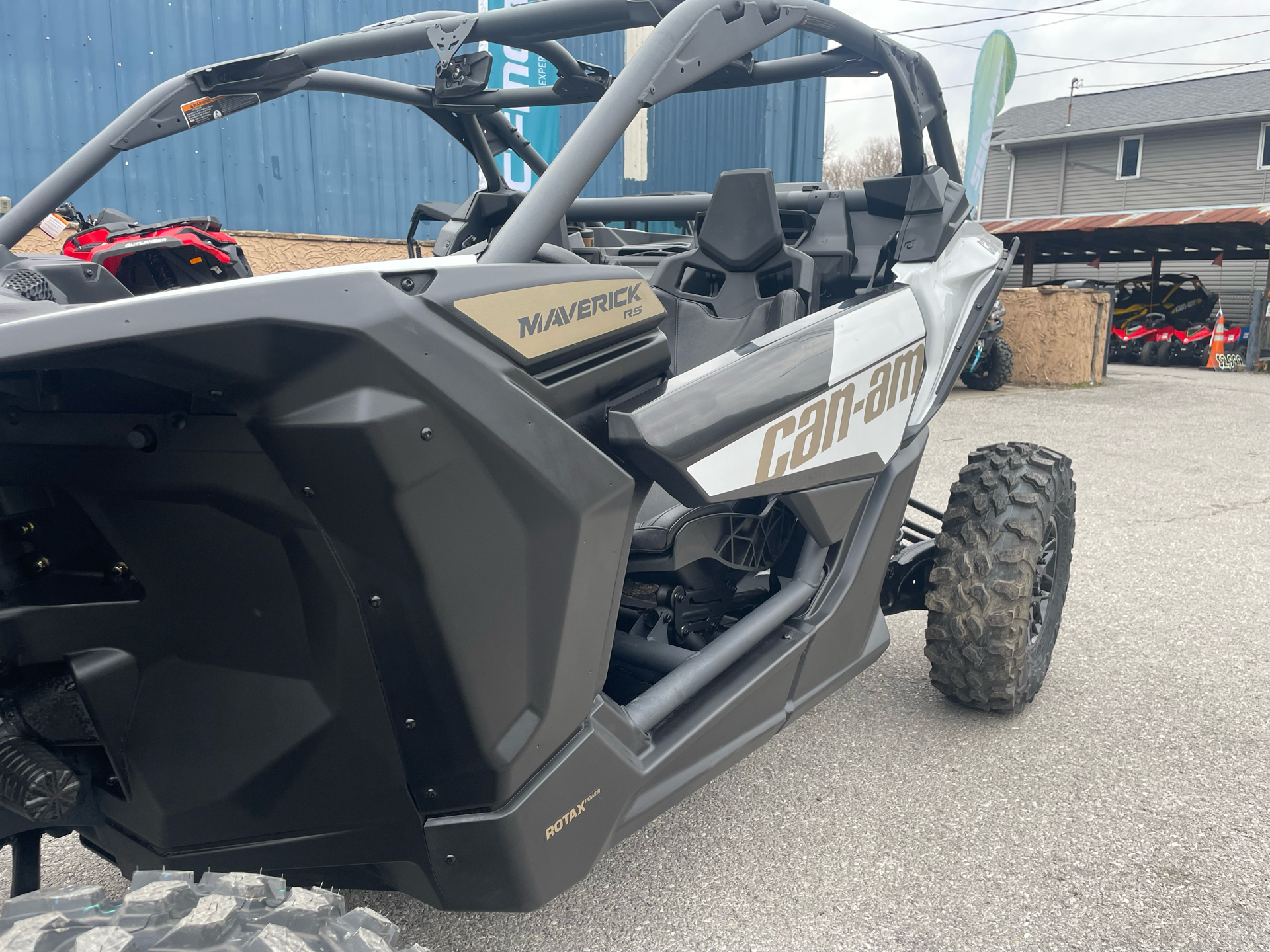 2024 Can-Am Maverick X3 RS Turbo in Pikeville, Kentucky - Photo 3