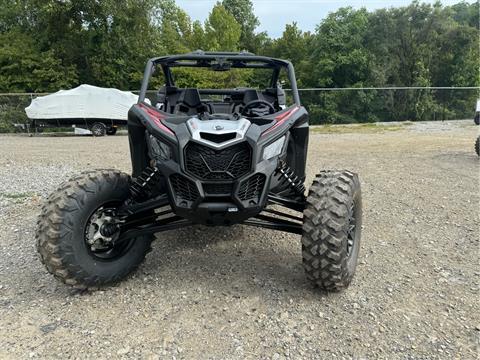 2025 Can-Am Maverick X3 RS Turbo RR in Pikeville, Kentucky - Photo 2