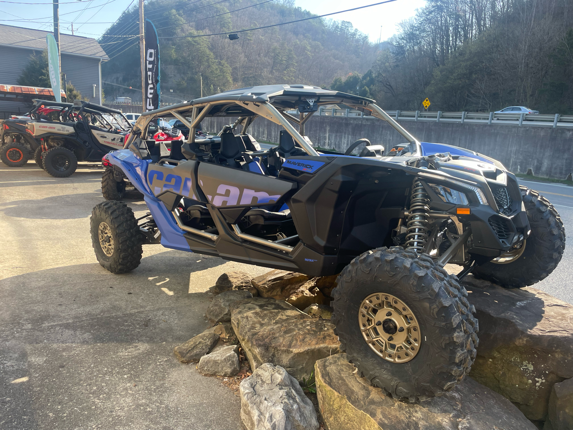 2024 Can-Am Maverick X3 Max X RS Turbo RR in Pikeville, Kentucky - Photo 6