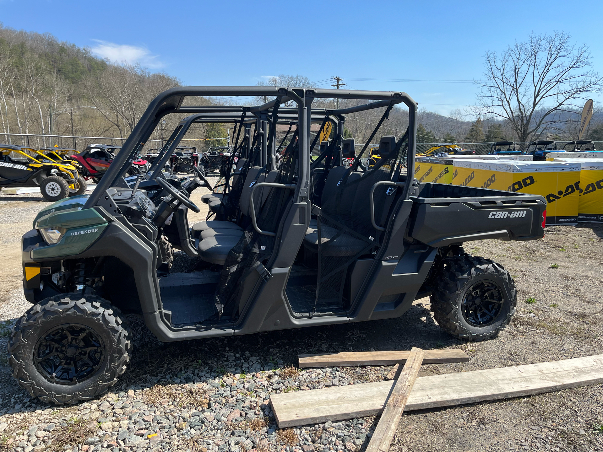 2023 Can-Am Defender MAX DPS HD9 in Pikeville, Kentucky - Photo 2