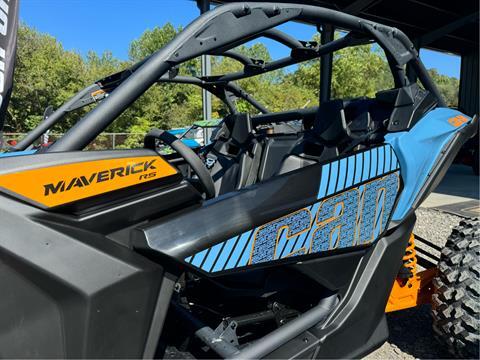 2025 Can-Am Maverick X3 RS Turbo RR in Pikeville, Kentucky - Photo 2