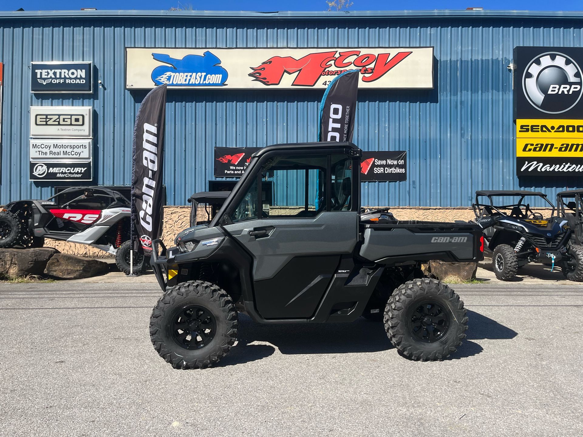 2024 Can-Am Defender Limited HD10 in Pikeville, Kentucky - Photo 2