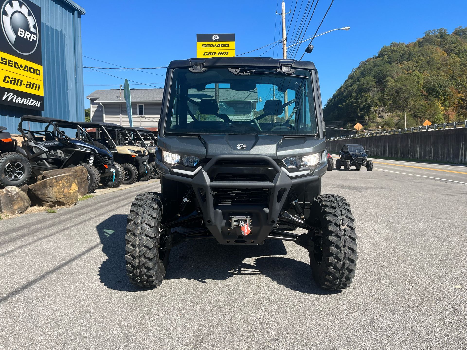 2024 Can-Am Defender Limited HD10 in Pikeville, Kentucky - Photo 3