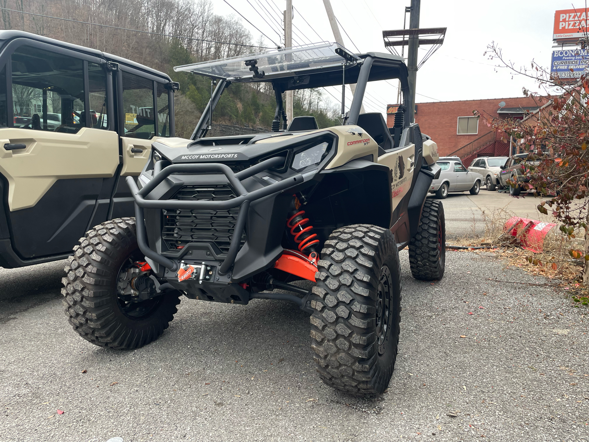 2023 Can-Am Commander XT-P 1000R in Pikeville, Kentucky - Photo 2
