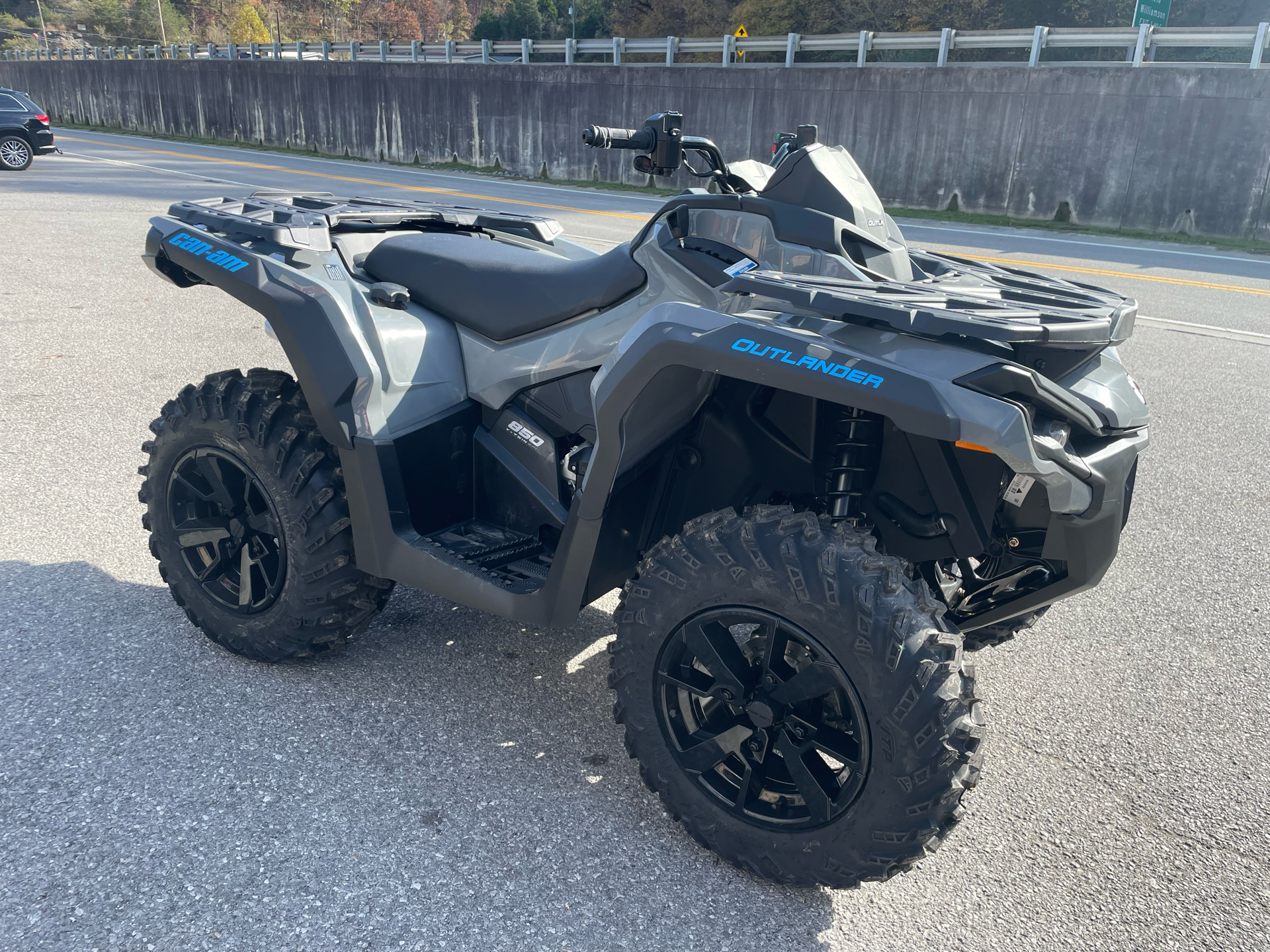 2024 Can-Am Outlander DPS 850 in Pikeville, Kentucky - Photo 5