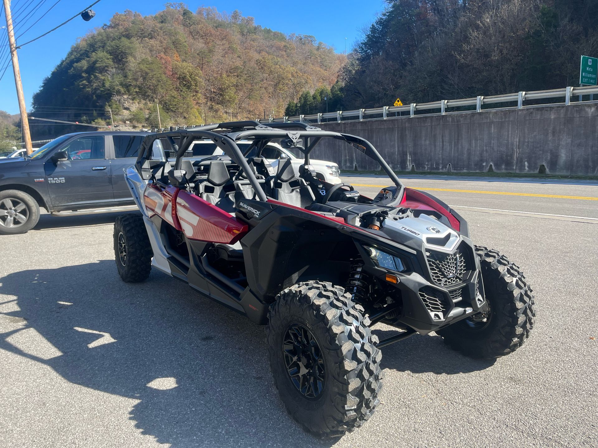 2024 Can-Am Maverick X3 MAX DS Turbo in Pikeville, Kentucky - Photo 4