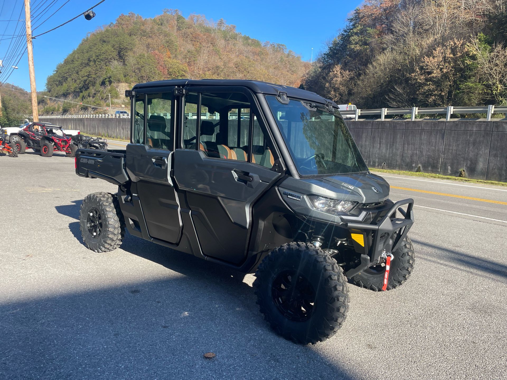2024 Can-Am Defender MAX Limited in Pikeville, Kentucky - Photo 7